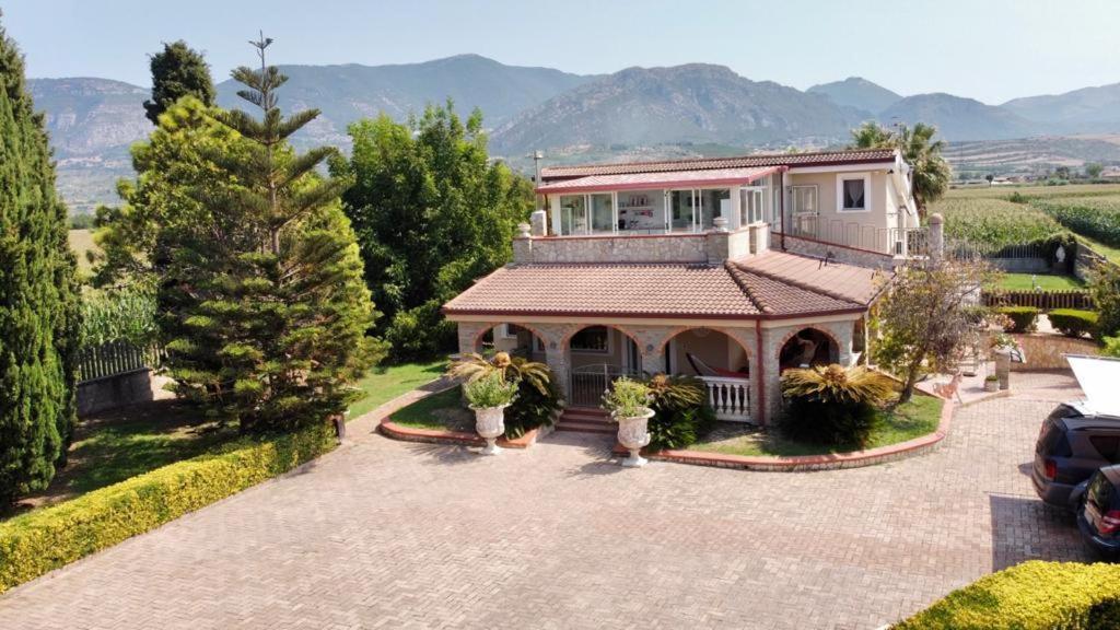 B&B Levante Paestum Mattine Bagian luar foto
